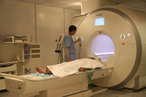 MRI được coi là phương pháp chẩn đoán hình ảnh hiện đại và chính xác nhất